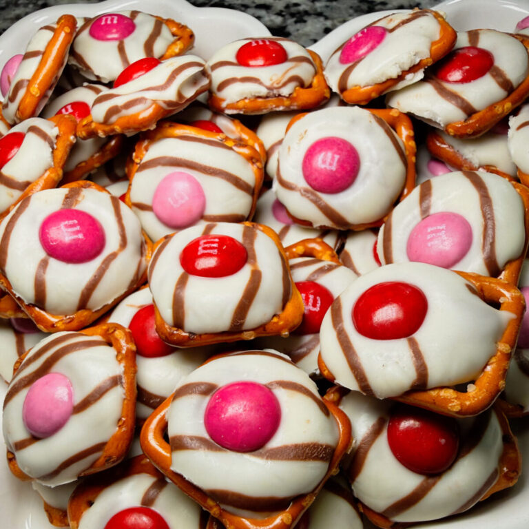 Belly Buttons (Pretzel Hugs)