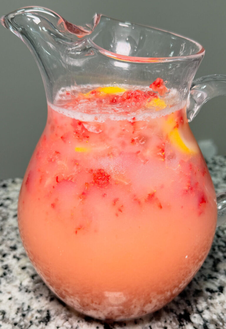 Creamy Strawberry Lemonade